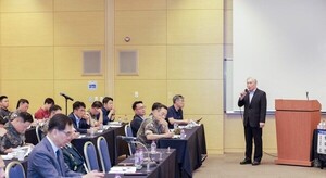 서성만 네비웍스 부사장 "드론 등 무인 무기, 곧 보편화될 것" - 뉴스 썸네일 이미지