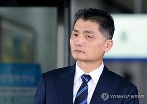 카카오, AI·투자 인적분할 '지주사 전환·승계' 난관 스스로 늘렸다 - 뉴스 썸네일 이미지